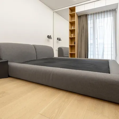 Apartment New & Modern In Old Town *